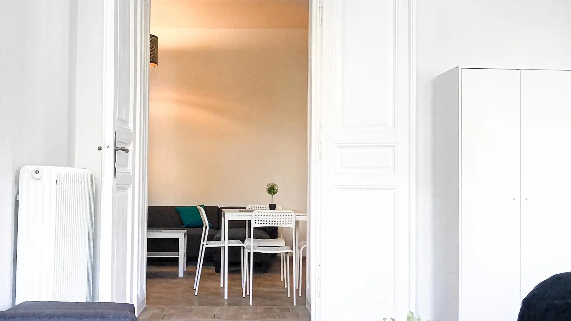 Prime Location Chic Apt, Near Akh Hospital Vienna Apartment