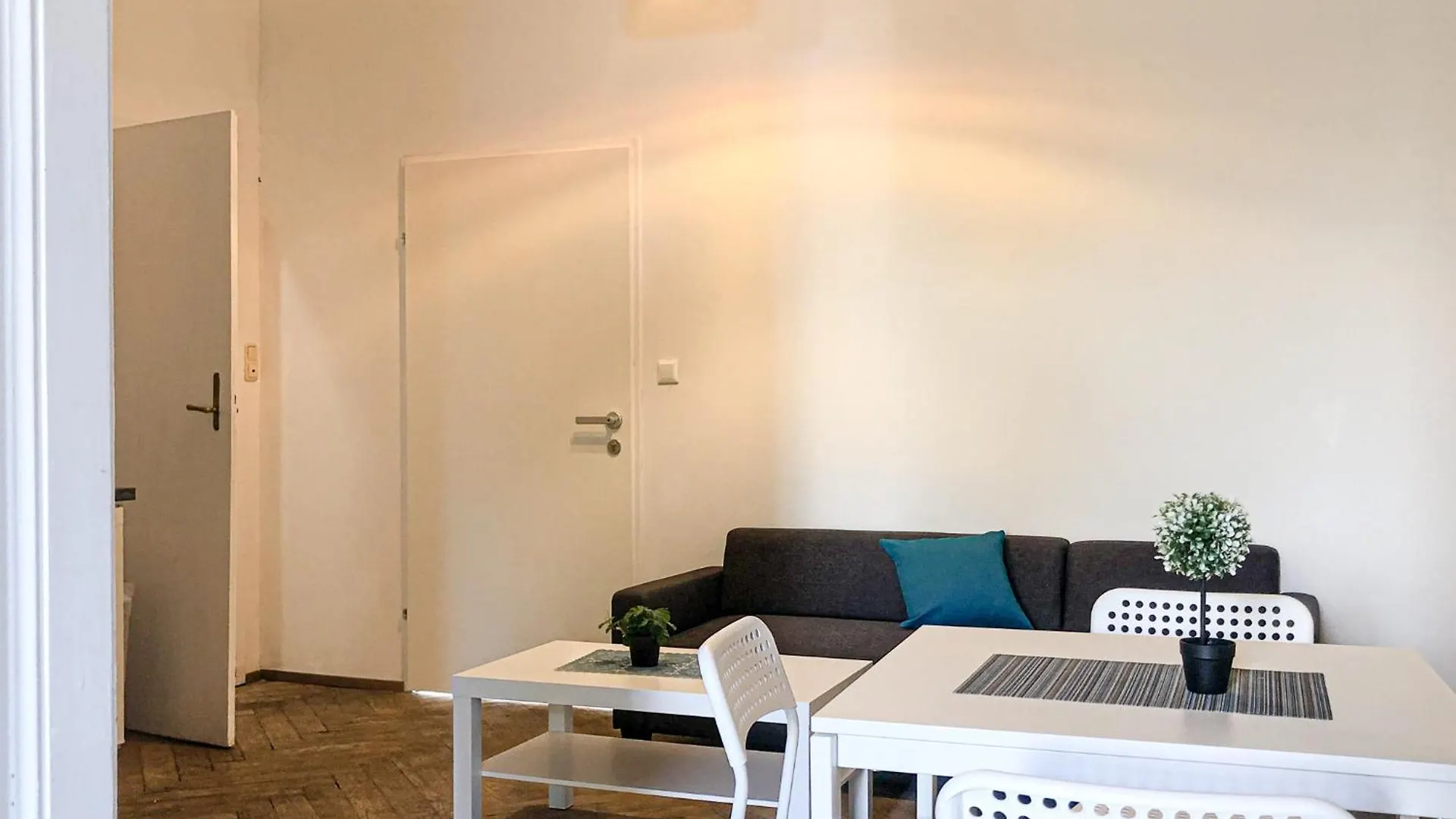 Prime Location Chic Apt, Near Akh Hospital Vienna Apartment